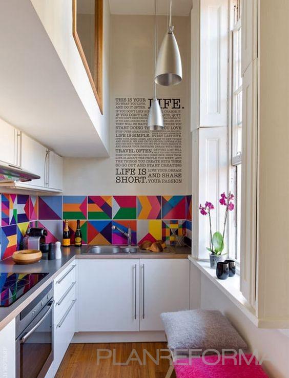 Cocina Estilo moderno Color rosa, azul, dorado  diseñado por Refomas Barcelona Rubio | Gremio | Copyright reformas barcelona rubio