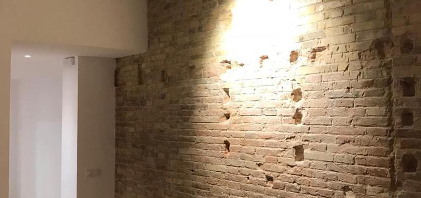 Comedor, Salon Estilo moderno Color beige, marron, blanco  diseñado por Refomas Barcelona Rubio | Gremio | Copyright Reformas Barcelona Rubio