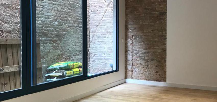 Comedor, Salon Estilo clasico Color beige, marron, blanco  diseñado por Refomas Barcelona Rubio | Gremio | Copyright Reformas Barcelona Rubio