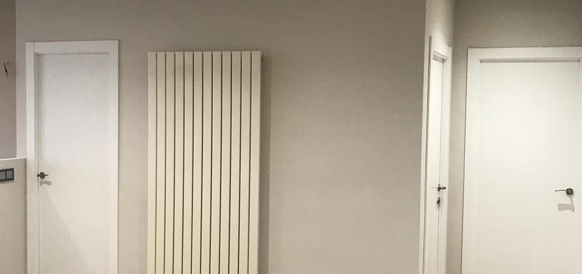 Comedor, Salon Estilo clasico Color beige, blanco, gris  diseñado por Refomas Barcelona Rubio | Gremio | Copyright Reformas Barcelona Rubio