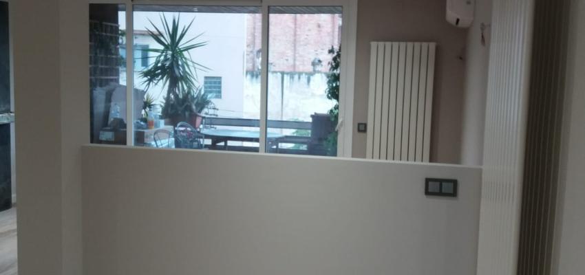 Comedor, Salon Estilo clasico Color marron, gris  diseñado por Refomas Barcelona Rubio | Gremio | Copyright Reformas Barcelona Rubio