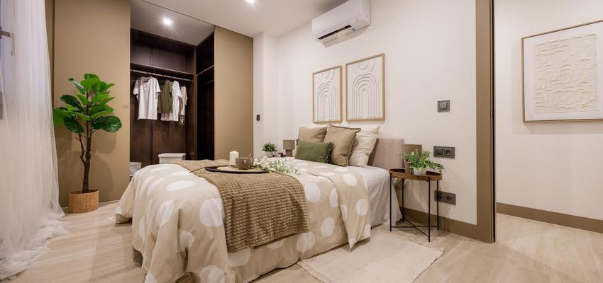 Dormitorio Estilo moderno Color verde, crema, marron  diseñado por Onça Pint Home Staging | Decorador 