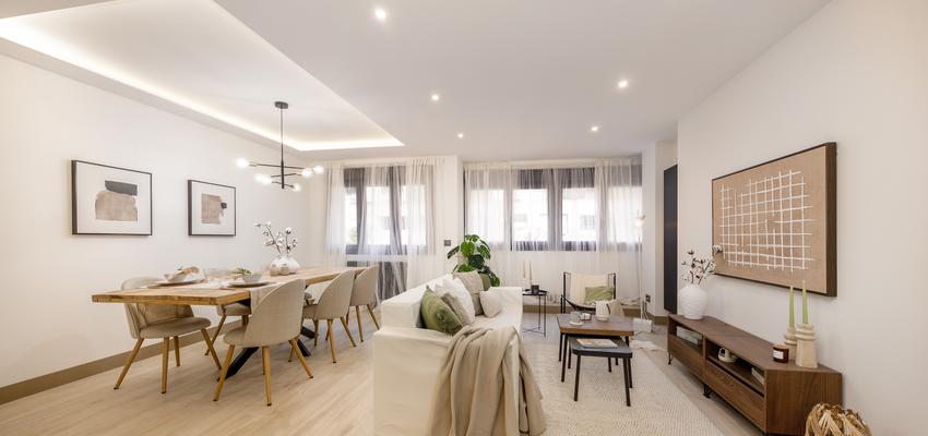 Comedor Estilo moderno Color verde, crema, marron  diseñado por Onça Pint Home Staging | Decorador 