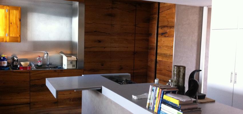 Cocina Estilo moderno Color azul oscuro  diseñado por CECILIA CORBIN OGALLAR | Arquitecto | Copyright si