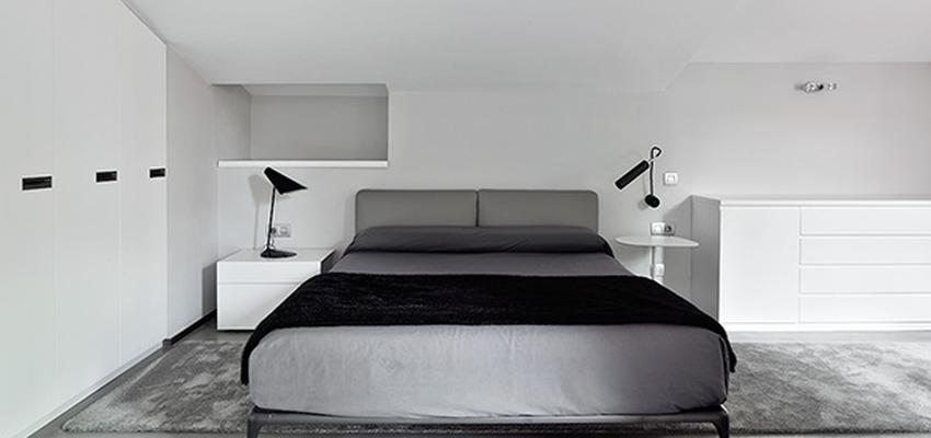 Dormitorio Estilo contemporaneo Color gris, gris, negro  diseñado por Jordi Sagalés | Arquitecto 
