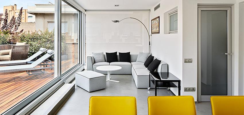 Salon Estilo contemporaneo Color gris, negro, dorado  diseñado por Jordi Sagalés | Arquitecto 