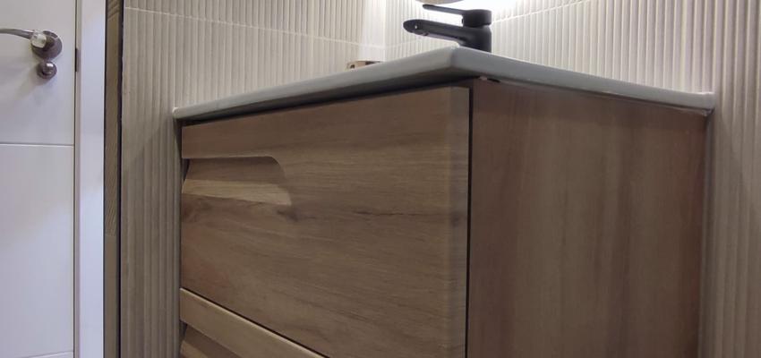Baño Estilo moderno Color beige, marron topo, negro  diseñado por Nodo Concept | Reformista, constructor | Copyright Sí, lo soy