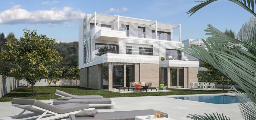 Terraza, Piscina, Porche Estilo contemporaneo Color marron, verde, gris  diseñado por GRUPO MUNER | Reformista, constructor | Copyright si
