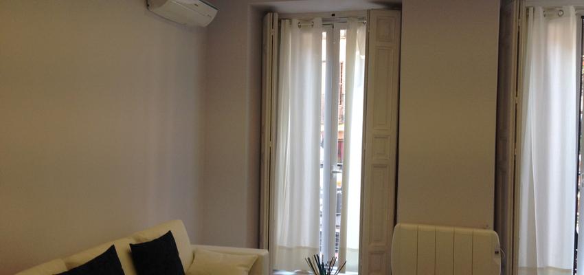 Salon Estilo moderno Color beige, beige, marron  diseñado por Redefor | Gremio | Copyright Soy propietario