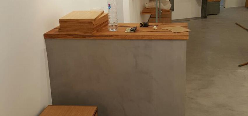 Tienda Estilo contemporaneo Color beige, marron, gris  diseñado por EBStudio | Arquitecto | Copyright Tienda en Cirilo Amoros