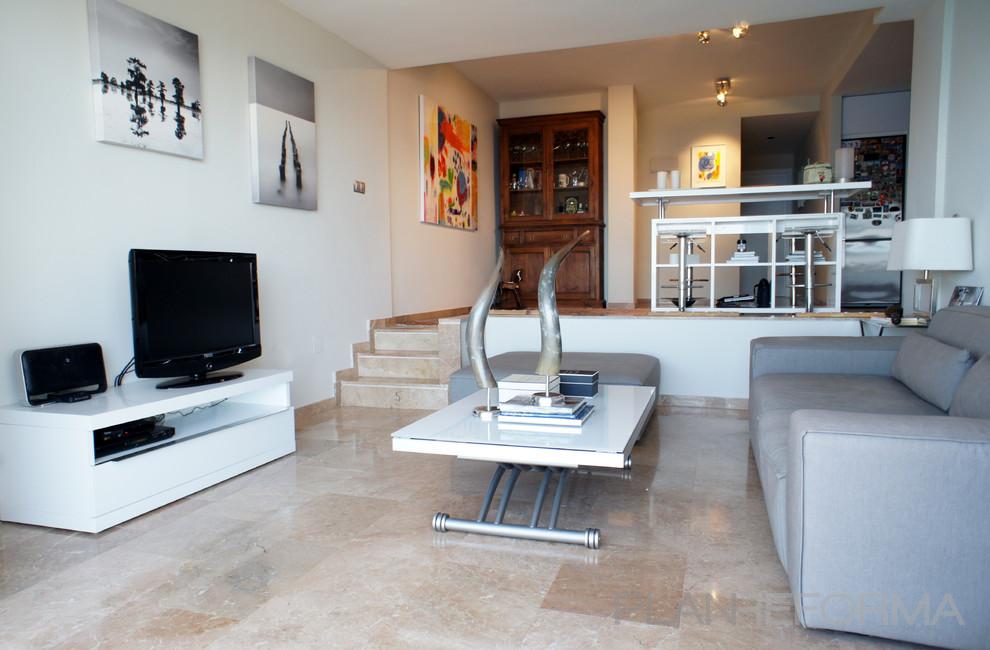 Comedor, Cocina, Salon Estilo moderno Color marron, beige, blanco, gris, plateado  diseñado por David y Luis Miguel | Interiorista | Copyright L'AGABE