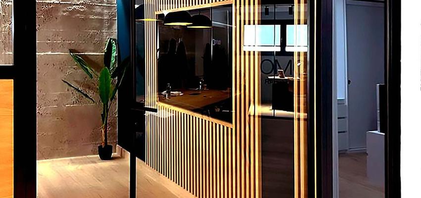 Oficina Estilo moderno Color amarillo, negro  diseñado por Serveis Barrera | Reformista, constructor 
