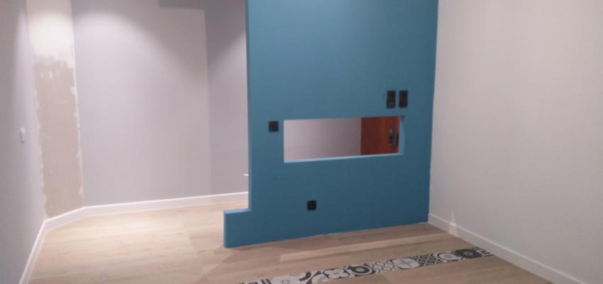 Salon Estilo moderno Color azul  diseñado por Valentin | Gremio | Copyright Obrasreforom sl