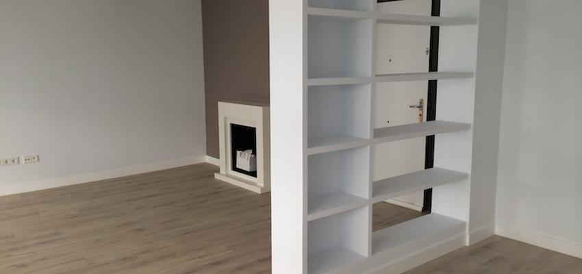 Salon Estilo contemporaneo Color beige, marron, blanco, negro  diseñado por Reformas Raviro | Gremio 