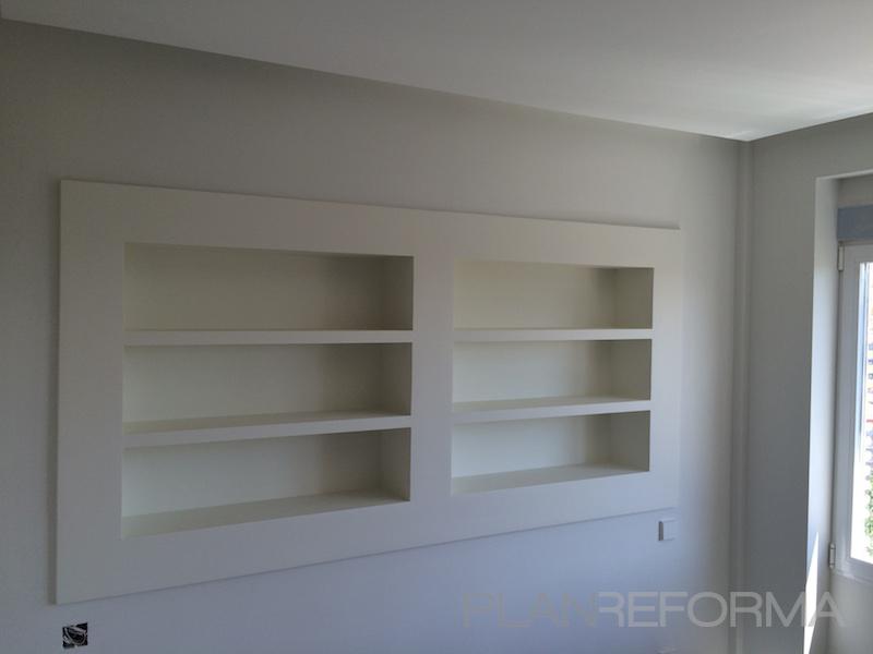 Salon Estilo contemporaneo Color blanco  diseñado por Reformas Raviro | Gremio 