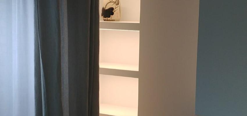 Comedor Estilo contemporaneo Color rojo, turquesa, gris  diseñado por l'estudi .espai de creació | Interiorista | Copyright Soy propietario de esta imagen.