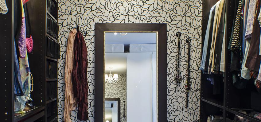 Vestidor Estilo contemporaneo Color marron, negro, plateado  diseñado por Arrevol arquitectura | Arquitecto 