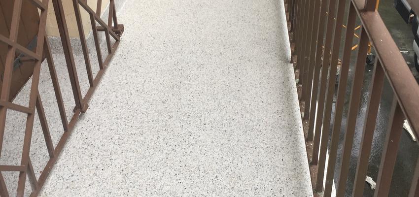 Exterior Estilo clasico Color beige  diseñado por PAVITEC 2000 | Gremio | Copyright PAVITEC 2000