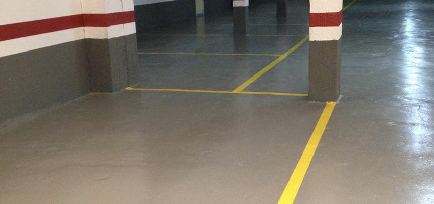 Garaje Estilo clasico Color gris  diseñado por PAVITEC 2000 | Gremio | Copyright PAVITEC 2000