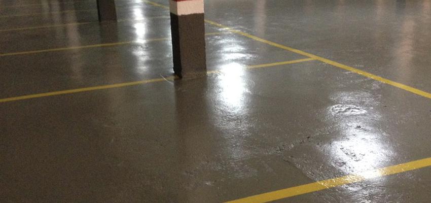 Garaje Estilo clasico Color gris  diseñado por PAVITEC 2000 | Gremio 