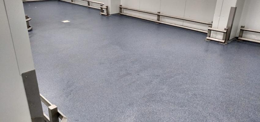 Bodega Estilo contemporaneo Color azul oscuro  diseñado por PAVITEC 2000 | Gremio 