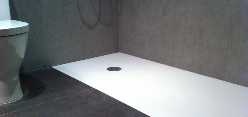 Baño Estilo moderno Color blanco, gris  diseñado por Llorenç Jimenez Torres | Arquitecto Técnico 