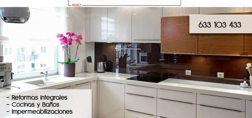 Cocina Estilo moderno Color beige  diseñado por Reformas Rojoli Madrid SL | Reformista, constructor | Copyright SI