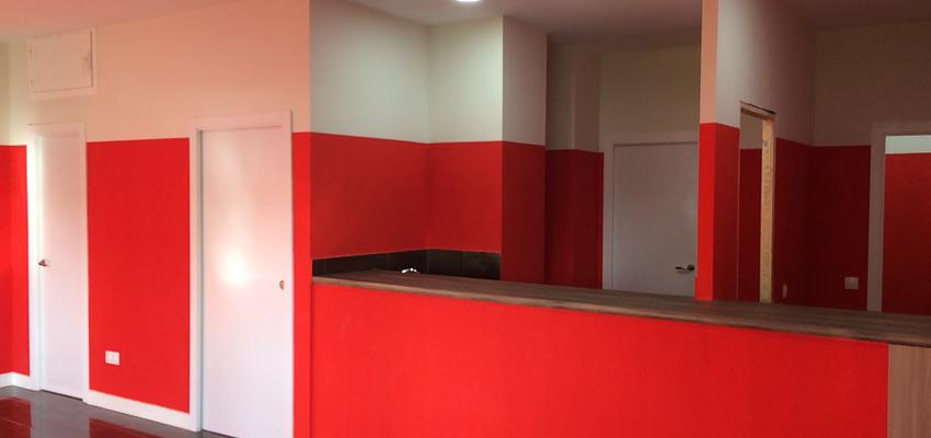 Tienda Estilo moderno Color rojo, blanco  diseñado por construimos tu casa sl. | Gremio | Copyright contruimos tu casa sl