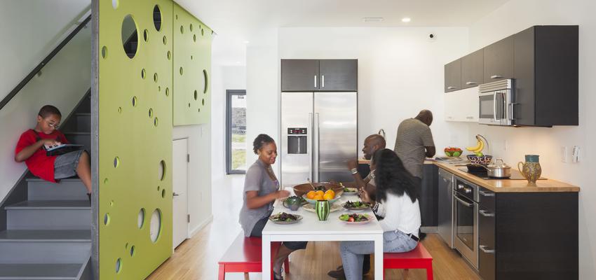 Comedor, Cocina Estilo moderno Color verde, negro, bronce  diseñado por DCM | Arquitecto | Copyright DCM