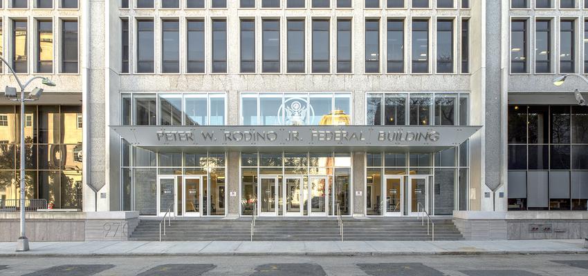 Vestibulo, Exterior Estilo moderno Color blanco, gris, gris  diseñado por DCM | Arquitecto | Copyright Edgar de la Cova