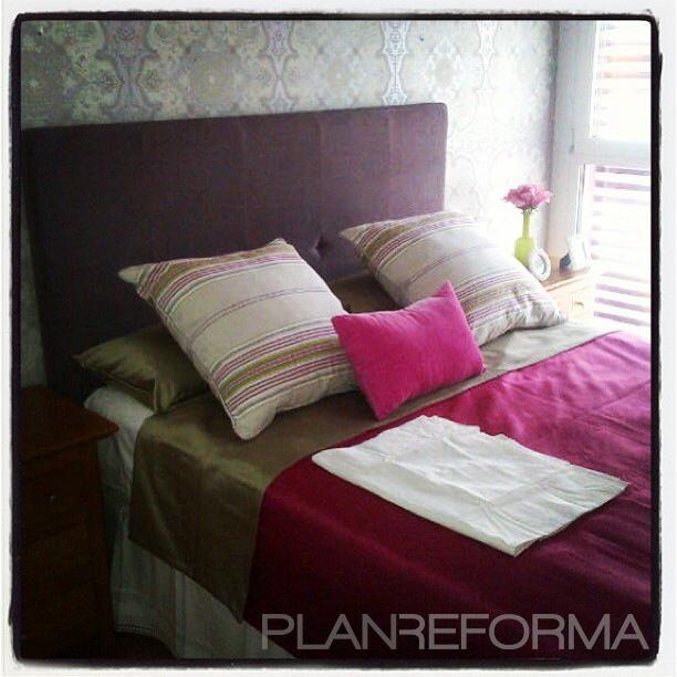 Dormitorio style clasico color azul, rosa, beige, marron, blanco  diseñado por Marta Aparicio Tovar | Gremio | Copyright si