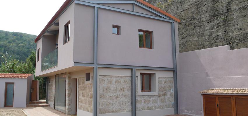 Exterior Estilo rustico Color turquesa  diseñado por STRUCK arquitectos | Arquitecto | Copyright si somos propietarios