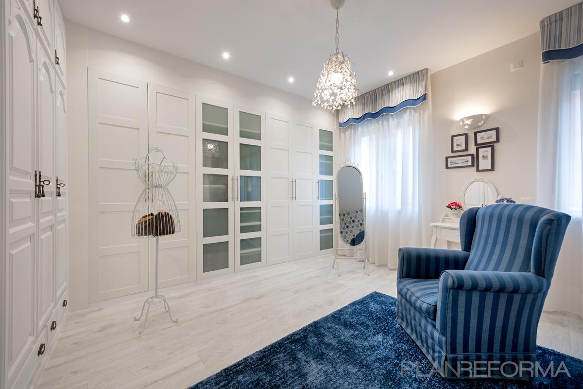 Dormitorio, Vestidor Estilo contemporaneo Color azul oscuro, blanco  diseñado por AIMA Estudio - Ana L. Padilla | Arquitecto | Copyright Aima Estudio