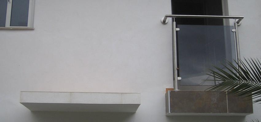 Exterior style contemporaneo color gris  diseñado por ARQUI-U  SLP | Arquitecto 