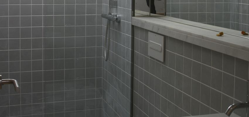 Baño Estilo moderno Color azul  diseñado por REMAKE | Arquitecto | Copyright Antonio Valverde