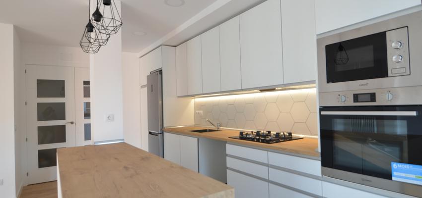 Cocina Estilo moderno Color bronce  diseñado por Traber Obras | Gremio 