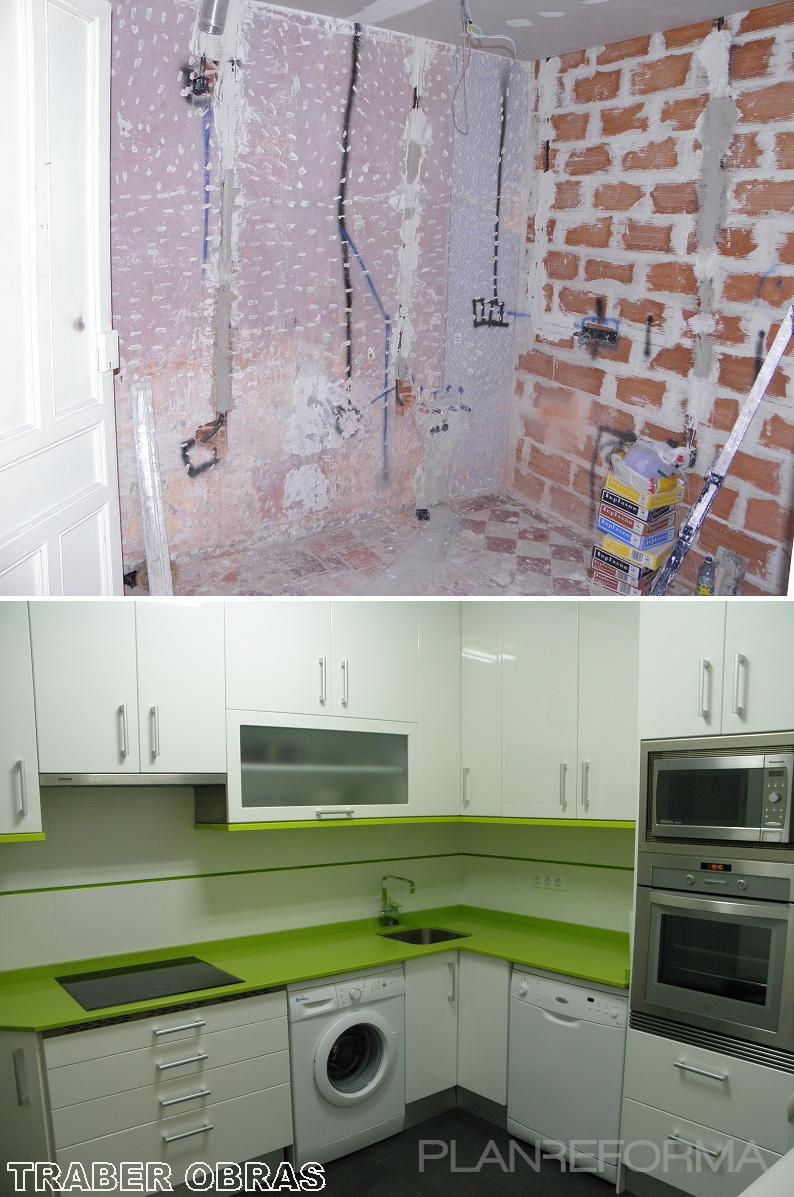 Cocina Estilo moderno Color verde, blanco, gris  diseñado por Traber Obras | Interiorista 