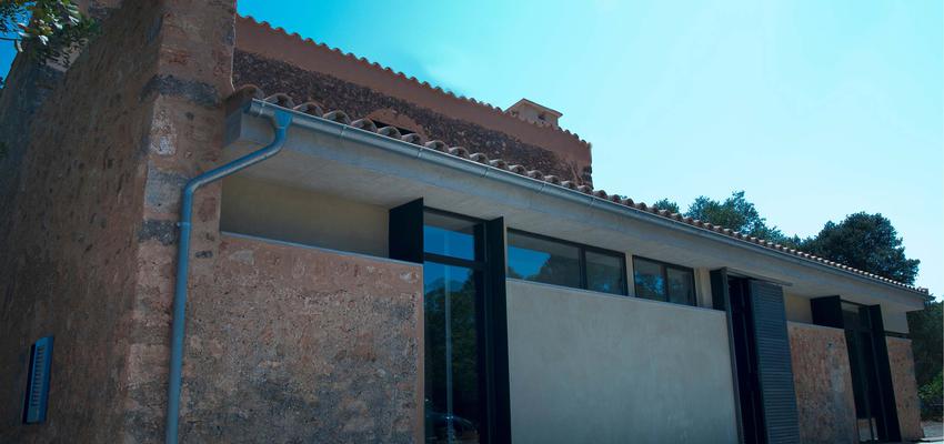 Exterior style contemporaneo color marron, gris, gris  diseñado por pep ramon | Arquitecto 