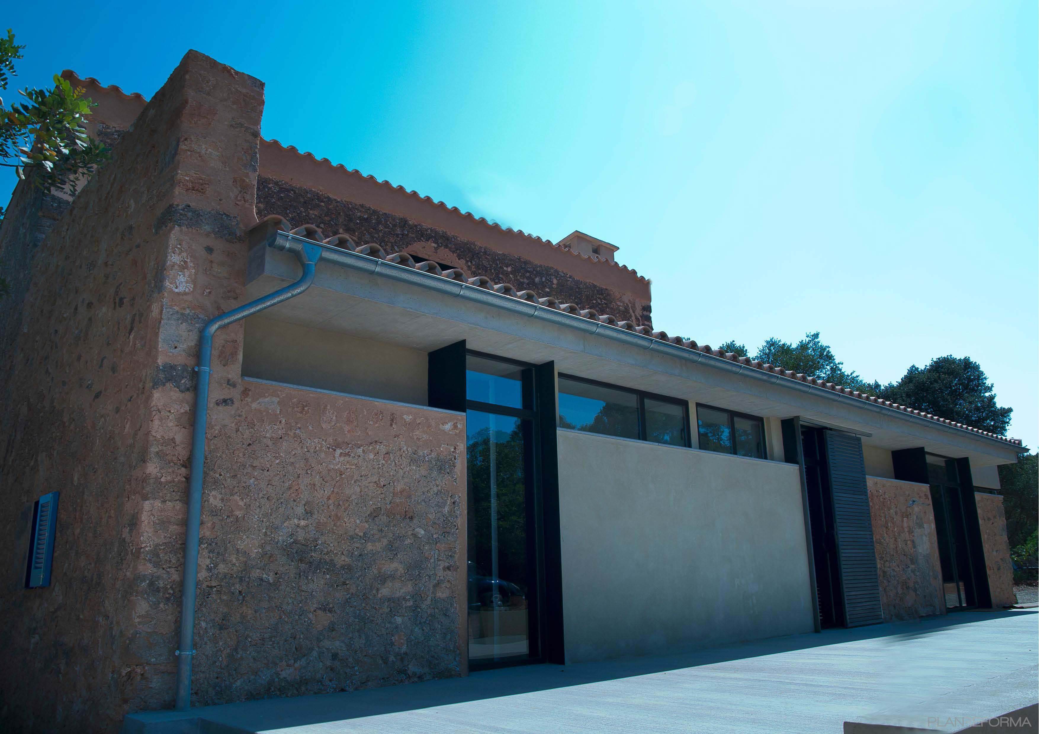 Exterior style contemporaneo color marron, gris, gris  diseñado por pep ramon | Arquitecto 