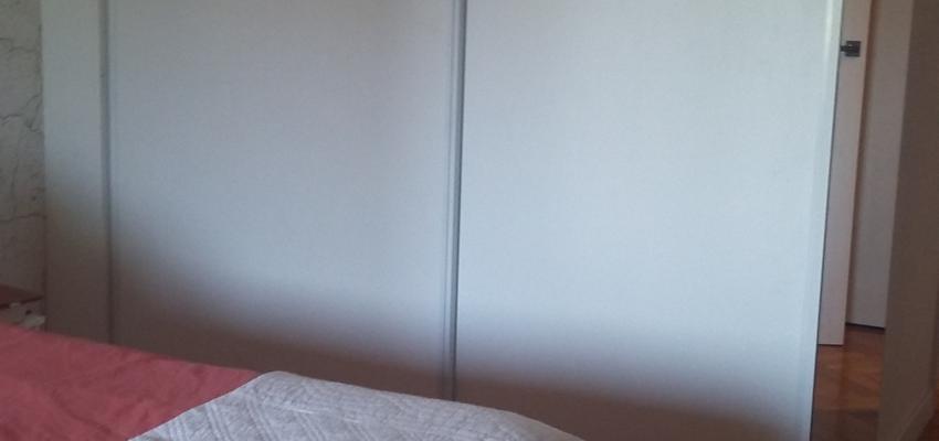 Dormitorio Estilo contemporaneo Color rosa  diseñado por TORREMORA REFORMAS INTEGRALES | Gremio | Copyright Torremora Reformas