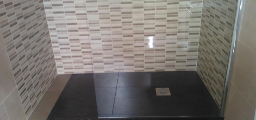 Baño Estilo moderno Color azul cielo, azul  diseñado por Reformas Solum | Gremio | Copyright Si