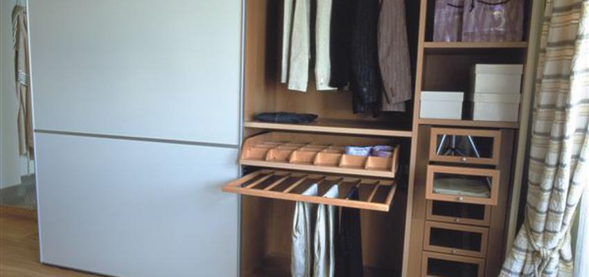 Dormitorio, Vestidor Estilo contemporaneo Color beige, marron, blanco  diseñado por RAQUEL CHAMORRO | Interiorista | Copyright RCH