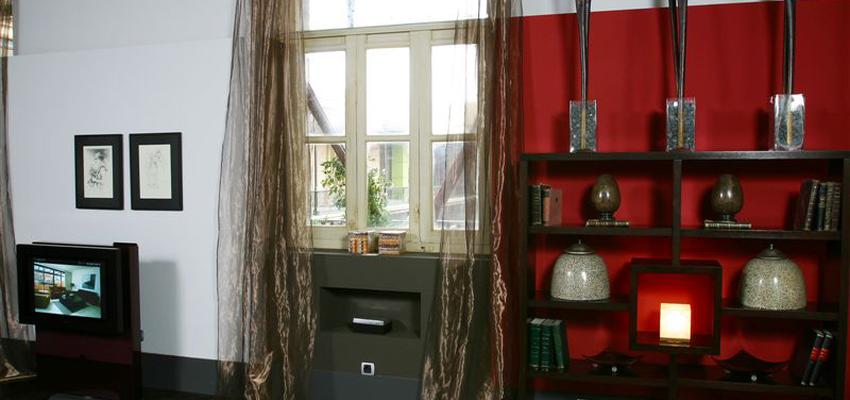 Salon Estilo contemporaneo Color rojo, blanco, negro  diseñado por RAQUEL CHAMORRO | Interiorista | Copyright RCH