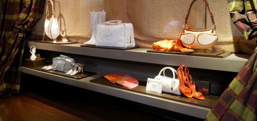 Oficina Estilo contemporaneo Color verde, marron, bronce  diseñado por RAQUEL CHAMORRO | Interiorista | Copyright RCH