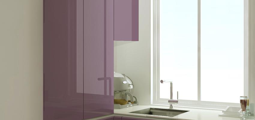 Cocina Estilo contemporaneo Color violeta, beige, blanco  diseñado por RAQUEL CHAMORRO | Interiorista | Copyright RCH