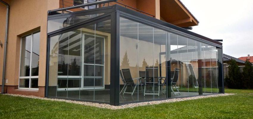 Exterior Estilo moderno Color naranja  diseñado por Elitglass | Interiorista | Copyright Soy el propietario