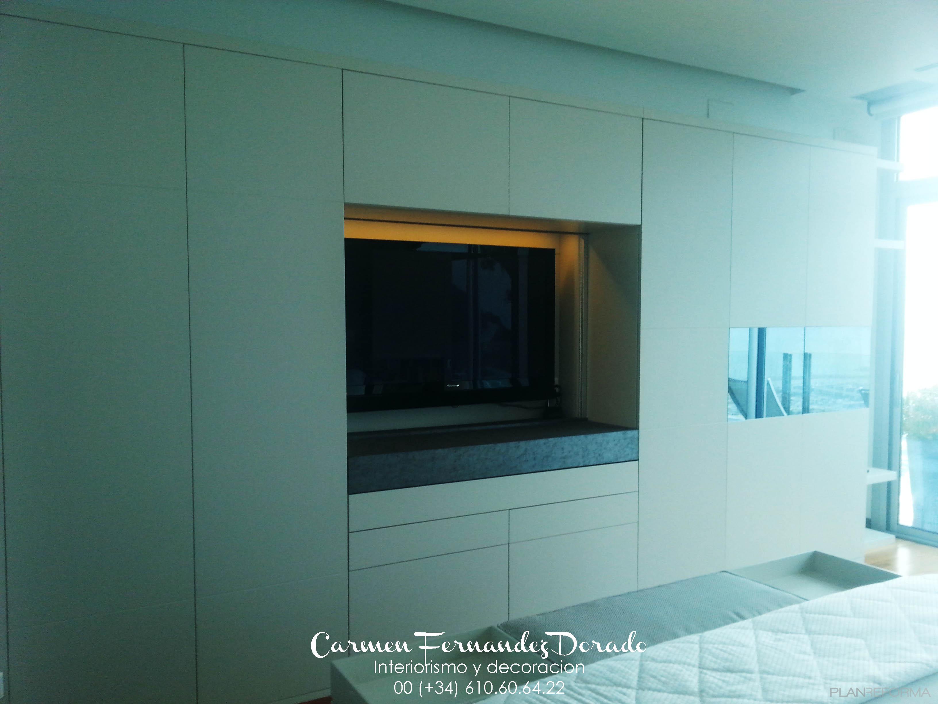 Dormitorio style contemporaneo color blanco, gris  diseñado por Carmen Fernandez Dorado |  Interiorismo y dirección de obras | Interiorista 