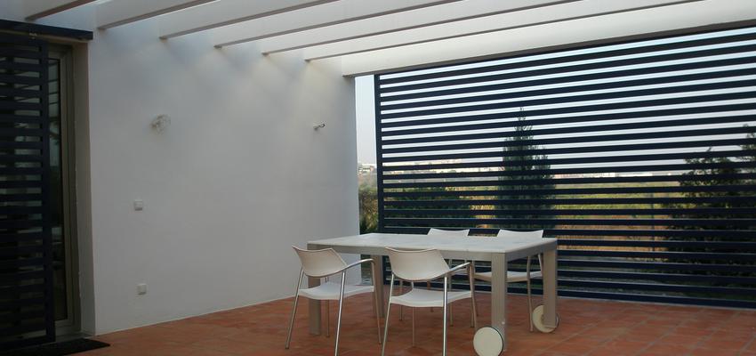 Terraza, Exterior style contemporaneo color marron, blanco, negro  diseñado por Élite Seis | Arquitecto | Copyright La imagen es de mi propiedad