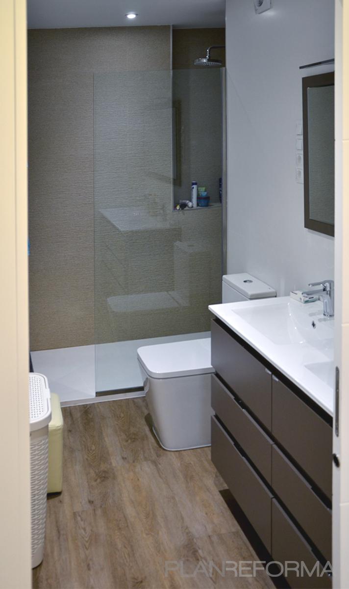 Baño Estilo moderno Color marron, marron, beige  diseñado por Mirmen Arquitectura - Interiorismo - Reformas | Arquitecto 