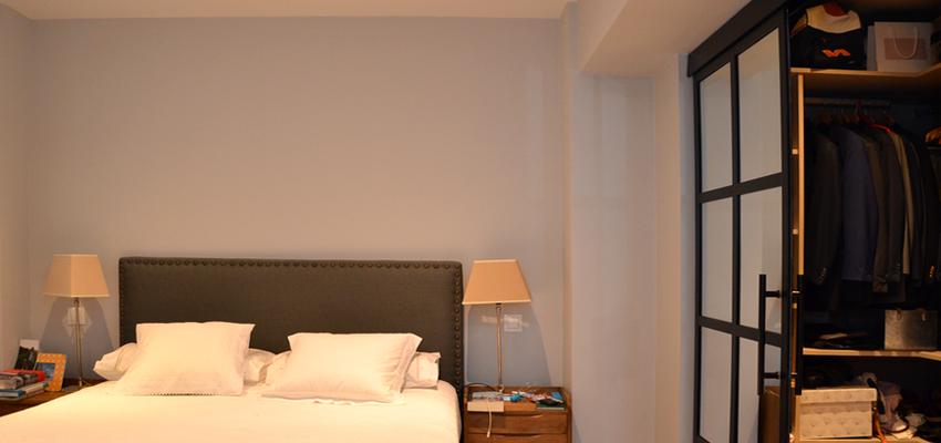 Dormitorio Estilo contemporaneo Color blanco, gris, negro  diseñado por Mirmen Arquitectura - Interiorismo - Reformas | Arquitecto 